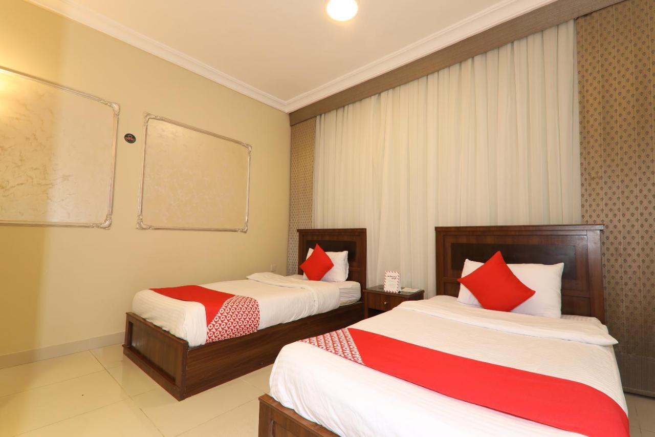 Gelnar Al Raqi Aparthotel Sultanah Exterior foto